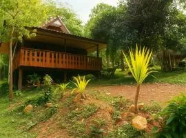 Blue Sky Hills Home Stay