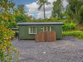 Juniper Lodge, Lake District Shepherd Hut with hot tub