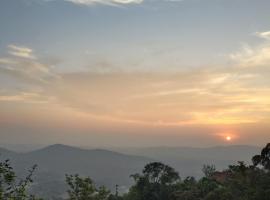 Zawa Home stay, hotel in Madikeri