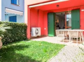 Exclusive Pool Access, 2 floors, Balcony View, Parking