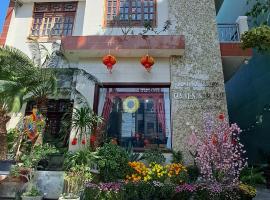 Homestay tốt nhất biển Ninh Thuận GIA VIÊN NINH CHỮ, hotel dengan tab panas di Ninh Hải