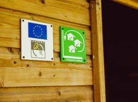 Houten natuurhuisje Hikershut, κάμπινγκ σε Wintger