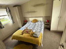 Cozy Holiday Home in Anderby Creek