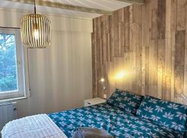 Apartamentos La Pinilla, hotel in La Pinilla