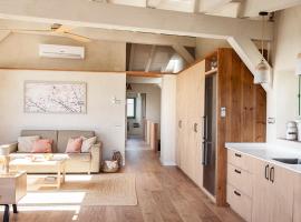 Apartamento encantador en el Baix Empordà, hotel in Ultramort