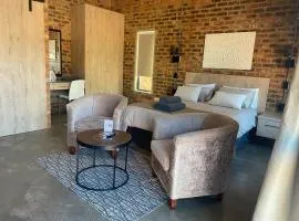 MK & R Guesthouse