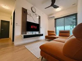 Aston Acacia Luxe Retreat 7-8Pax with Free Netflix