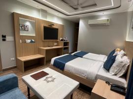 Hotel Paras，位于新德里的舒适型酒店