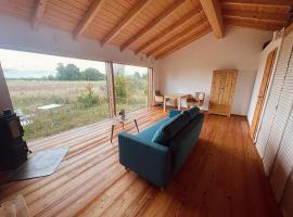 "room with a view" Wunderschönes Häuschen mit Traumblick und Kaminofen, hotell i Selchow