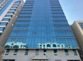 Luxury 1-bedroom fully furnished Lifeline apartment with free parking