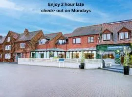 Warwickshire Park Hotel Kenilworth by Belvilla