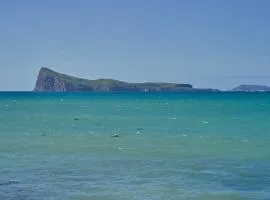 Villa Océana, 2 bedrooms, sea view and beach access