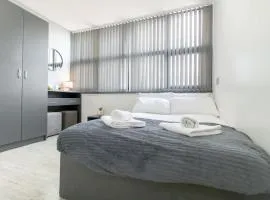 Lovely Central Sunderland Studio