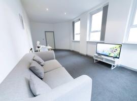 Cosy Central Blackburn Apartment, hotel in Blackburn