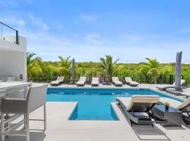 Private Villa Stay with Pool BBQ and Beach Nearby