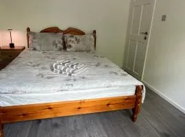 Room in Rugby 5min walk to train station
