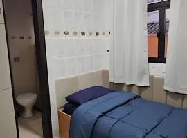 Quarto suite 50mts Metro Guilhermina-Esperança