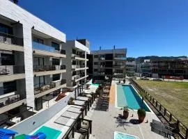 Oásis do Atlântico Home Club Apto Praia de Palmas 3 Dorm para 8 Pessoas