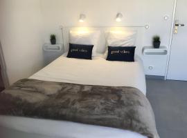 LYNA appart hôtel, holiday rental in El Mouradia