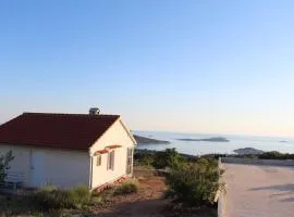 Robinzonski Turizam "Belvedere"