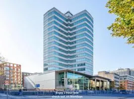 Holland House Hotel Cardiff By Sunday