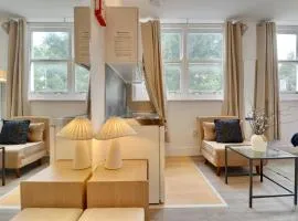 Stylist Ground-Floor Studio Near City Centre