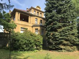 Am Sahnpark, hotel in Crimmitschau
