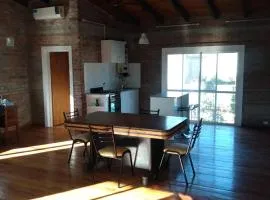 Luminoso Loft cercano rio Grdro Baigorria - Cochera opcional