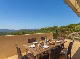 Apartment Les Terrasses de Grimaud-2 by Interhome