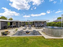 Holiday Home Adia - 500m from the sea by Interhome, hotel en Hejlsminde