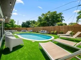 Casa Christina I 5 min to Beach I Tropical Pool