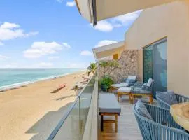 Villa Sirena del Mar Elegant Beachfront Retreat