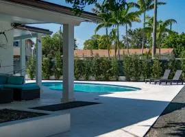 Baby Camellia Modern, luxurious and spacious house