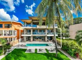 Beachfront Villa, Private Pool & Daily Breakfast