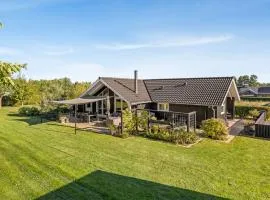 Holiday Home Gret - 700m from the sea by Interhome