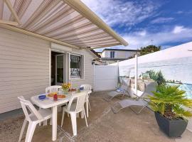 Holiday Home Les Coquillages by Interhome, hotel a Tharon-Plage