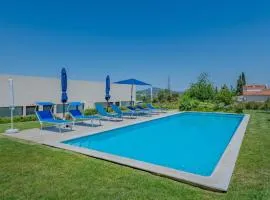 Apartment Suites Sunny Hill-5 by Interhome