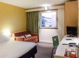 Hotel ibis Porto Sao Joao, hotel v Porte