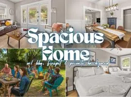 Louisville Haven With BBQ Fire Pit & Private Yard