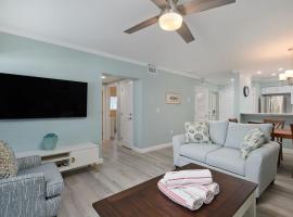 Villa Sanibel 2A - Exclusive Villa Sanibel Retreat Steps to Beach, βίλα σε Ybel