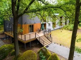 Apartamenty Dabrowka Budget - w lesie, prywatny parking, sauna, park