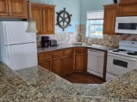 Seahorse Sea Fish Camp Sleeps 16