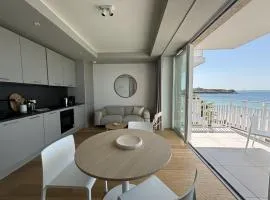 Beg Leguer T2 trebeurden piscine et vue mer