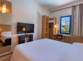 Ibis Meknès, hotel in Meknès