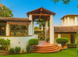 말리날코에 위치한 호텔 Malinalco Country House with Pool and Paddle Court