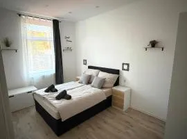 Ferienwohnung - schönes Heim Li-Apartments