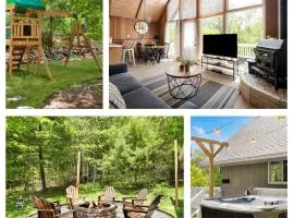 HotTub, FirePit, Grill, Deck, Playset & WiFi