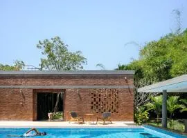 Villa Aribella by Cove Collection