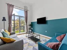 Stonehouse Deluxe Free Parking Plymouth