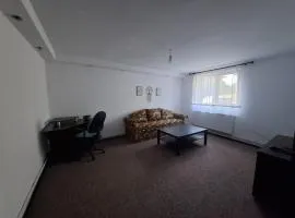 Five C's APARTMENT